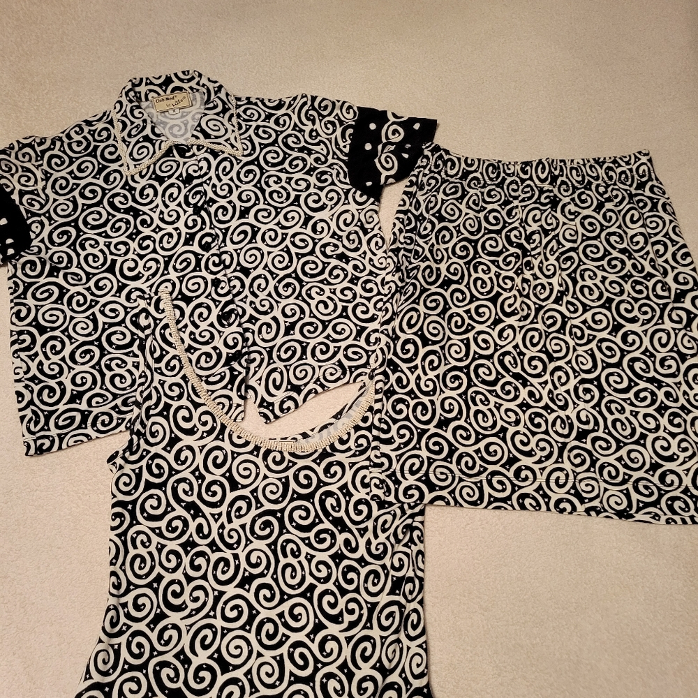 Women's skirt set